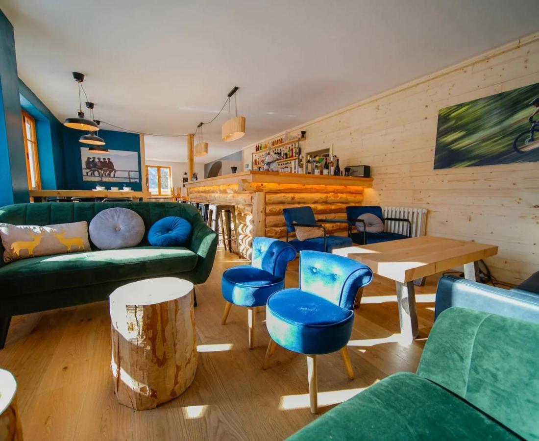 Le Petit Cerf Hotel Cervieres  Ngoại thất bức ảnh