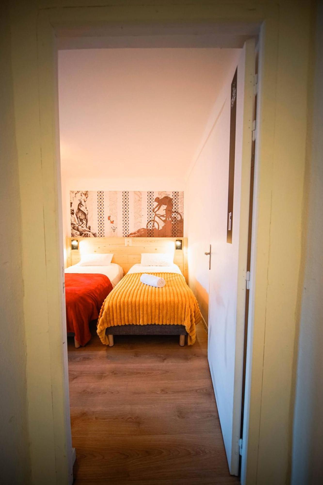 Le Petit Cerf Hotel Cervieres  Ngoại thất bức ảnh